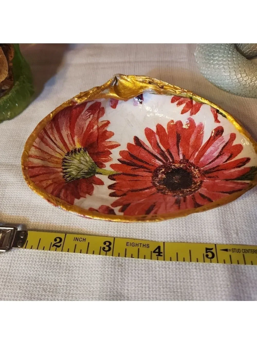 DECOUPAGE CLAM SHELL